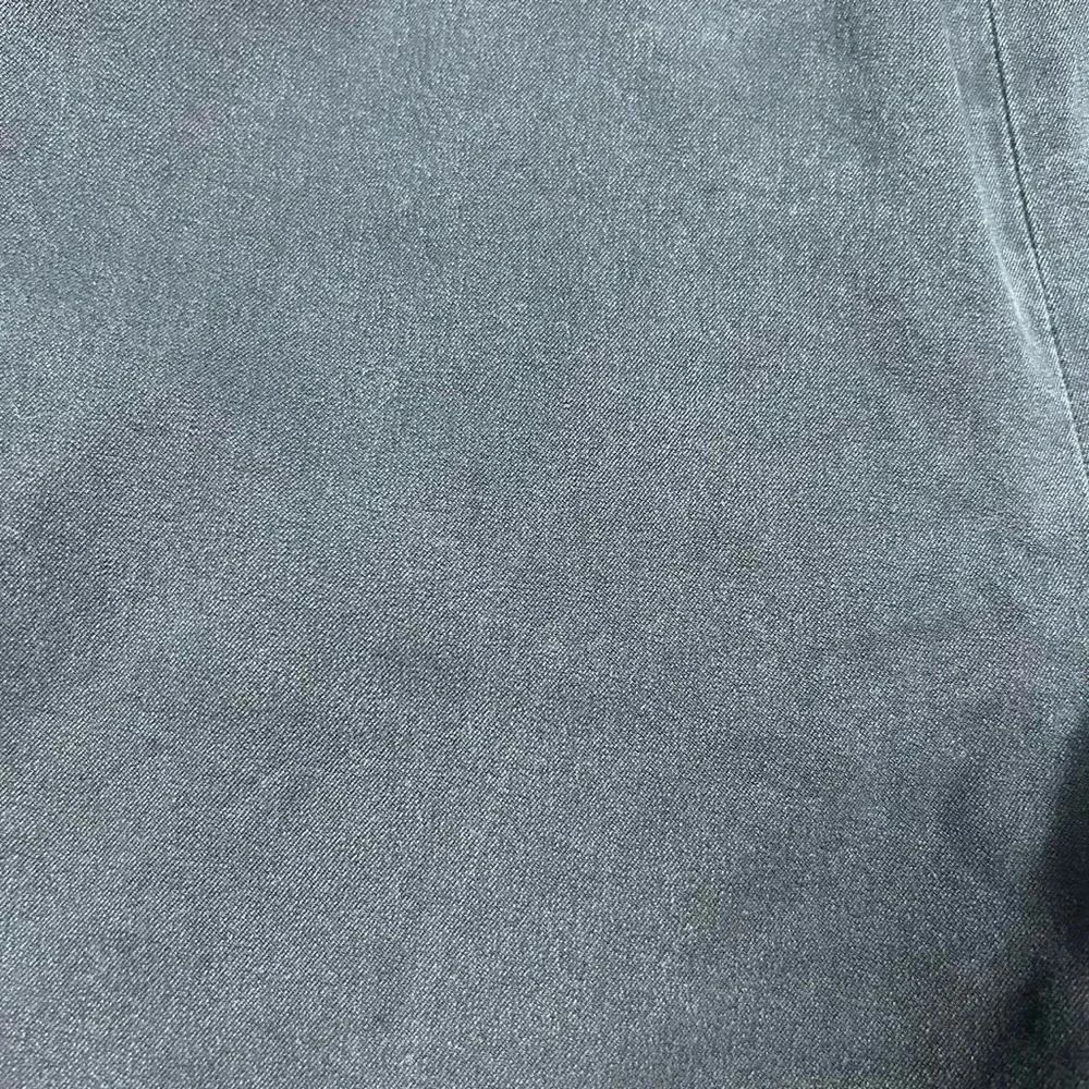 Everlane Side Zip Stretch Cotton Pants in Black - Picture 8 of 8